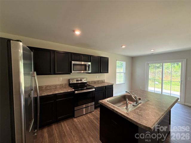 4208 Bowline Drive, Charlotte, NC 28269