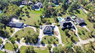 1019 N Country Club Drive, La Porte, TX 77571