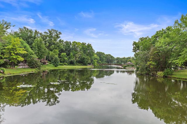 26709 W Leon Drive, Tower Lakes, IL 60010