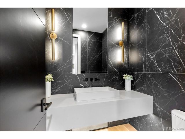 8111 Galileo Way, Littleton, CO 80125