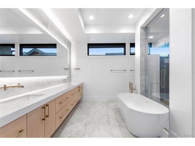8111 Galileo Way, Littleton, CO 80125