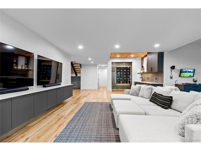 8111 Galileo Way, Littleton, CO 80125