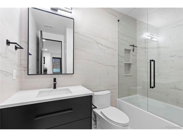8111 Galileo Way, Littleton, CO 80125