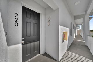 275 SW 4th ST 220, Cape Coral, FL 33991