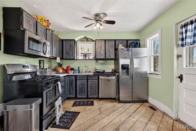 2711 Sims Avenue, Overland, MO 63114