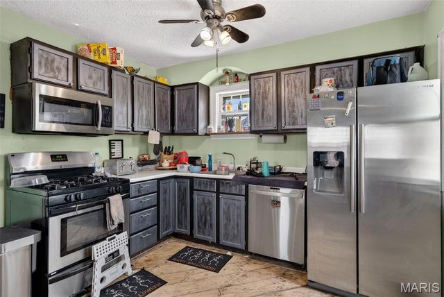2711 Sims Avenue, Overland, MO 63114