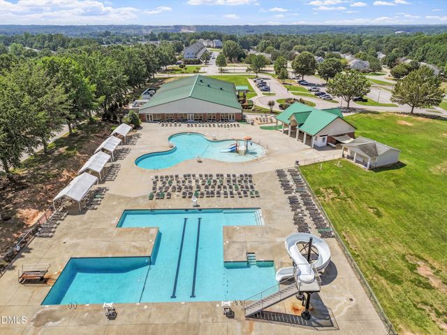 324 Mccarthy Drive, Clayton, NC 27527