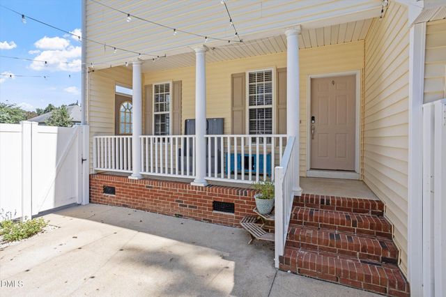 324 Mccarthy Drive, Clayton, NC 27527