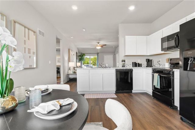 20861 Starside Street, Edgerton, KS 66021