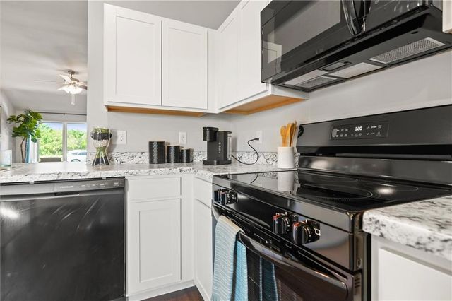 20861 Starside Street, Edgerton, KS 66021