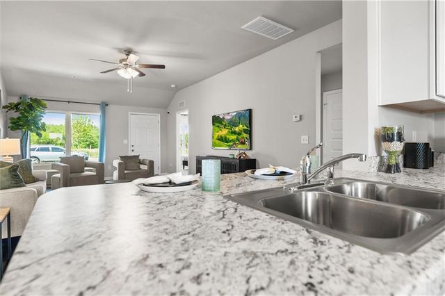 20861 Starside Street, Edgerton, KS 66021