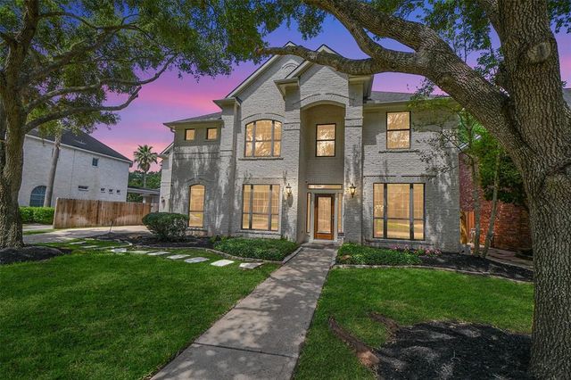 3907 Pinesbury Drive, Houston, TX 77084