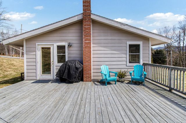 1061 Weeks Hill Road, Stowe, VT 05672