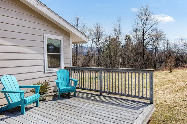 1061 Weeks Hill Road, Stowe, VT 05672