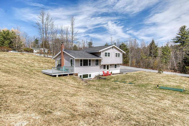 1061 Weeks Hill Road, Stowe, VT 05672