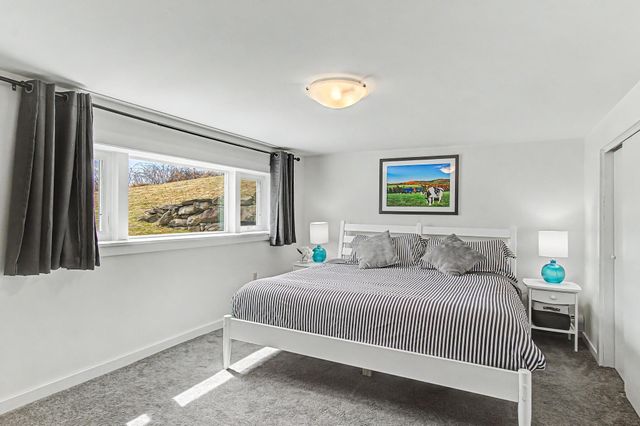 1061 Weeks Hill Road, Stowe, VT 05672