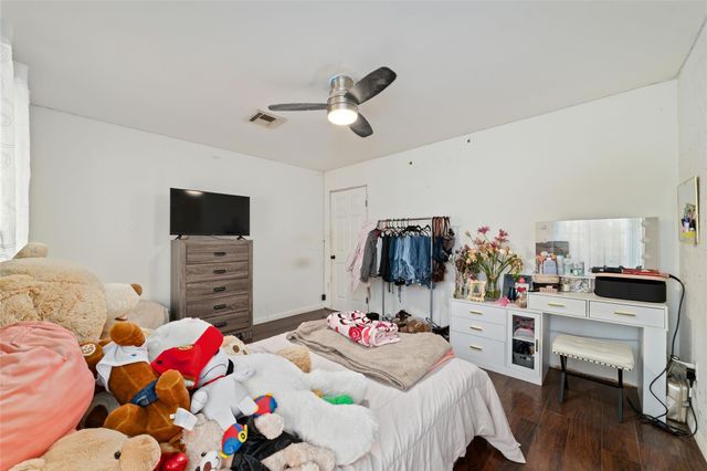 26902 Maplewood Drive, Oak Ridge North, TX 77386