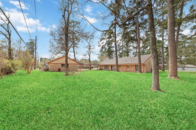 26902 Maplewood Drive, Oak Ridge North, TX 77386