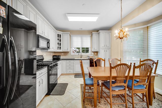 22 Red Tail Drive, Hawthorn Woods, IL 60047