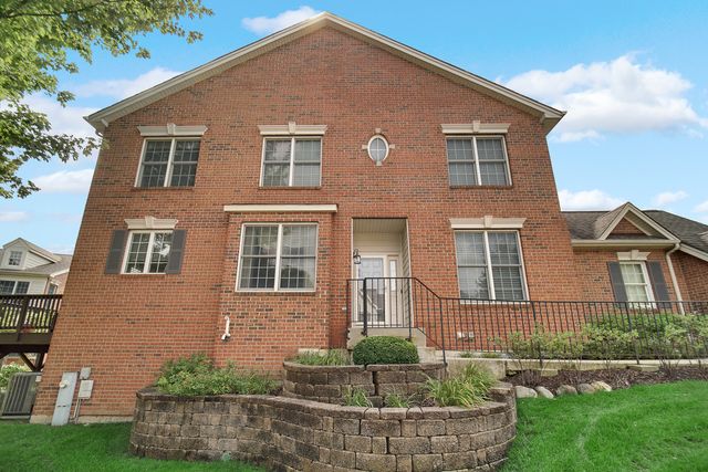 22 Red Tail Drive, Hawthorn Woods, IL 60047
