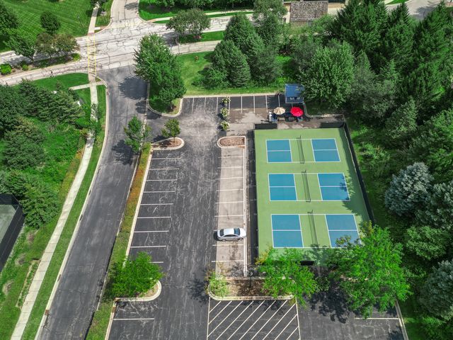 22 Red Tail Drive, Hawthorn Woods, IL 60047
