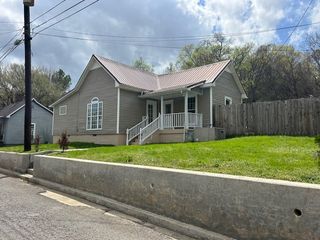 126 Brookside Dr, Fayetteville, TN 37334