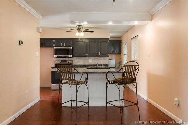 1700 Tennyson Drive, Clarksville, IN 47129