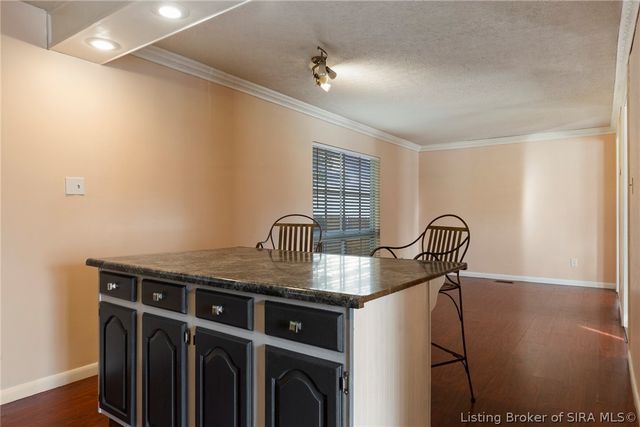 1700 Tennyson Drive, Clarksville, IN 47129