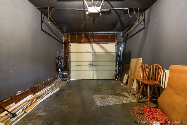 1700 Tennyson Drive, Clarksville, IN 47129