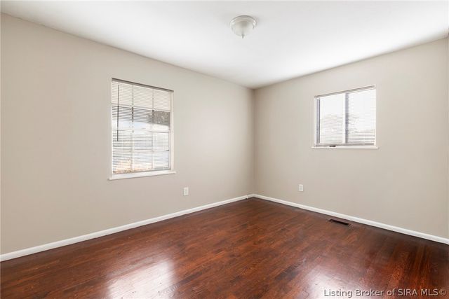 1700 Tennyson Drive, Clarksville, IN 47129