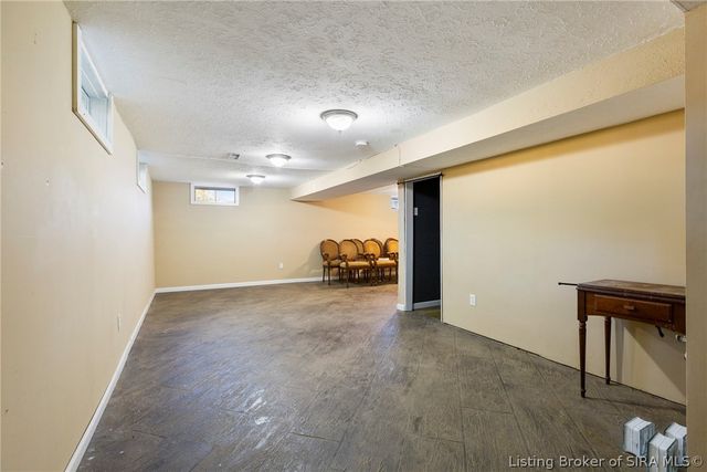 1700 Tennyson Drive, Clarksville, IN 47129