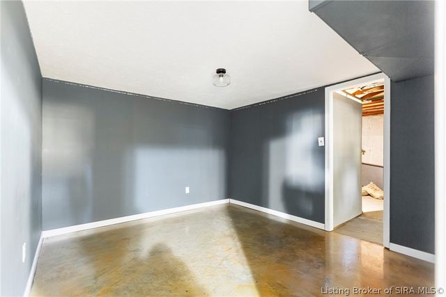 1700 Tennyson Drive, Clarksville, IN 47129