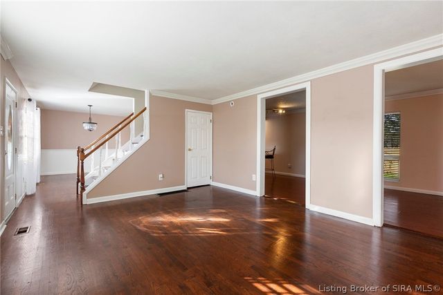 1700 Tennyson Drive, Clarksville, IN 47129