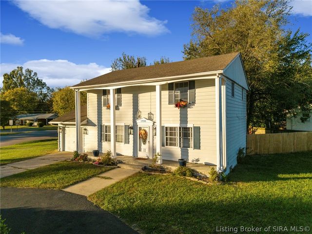 1700 Tennyson Drive, Clarksville, IN 47129