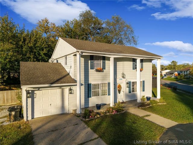1700 Tennyson Drive, Clarksville, IN 47129