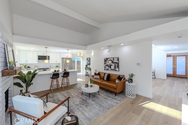 14452 Denbigh Lane, Tustin, CA 92780