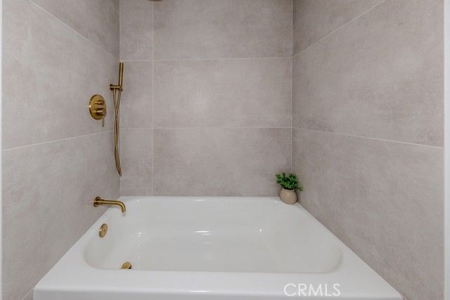 14452 Denbigh Lane, Tustin, CA 92780