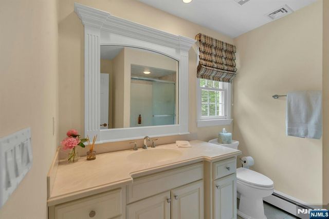 48 Hopper Farm Road, Upper Saddle River, NJ 07458