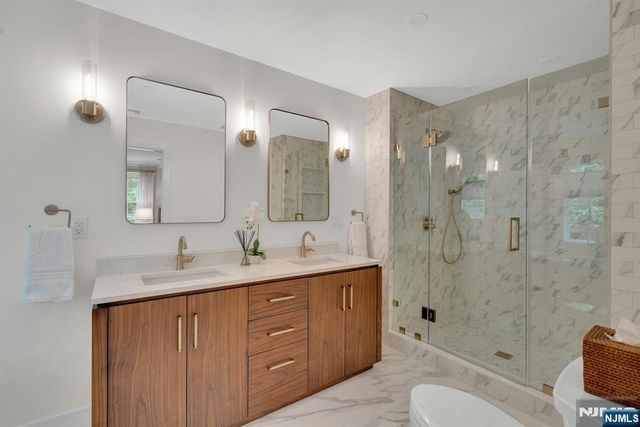 48 Hopper Farm Road, Upper Saddle River, NJ 07458