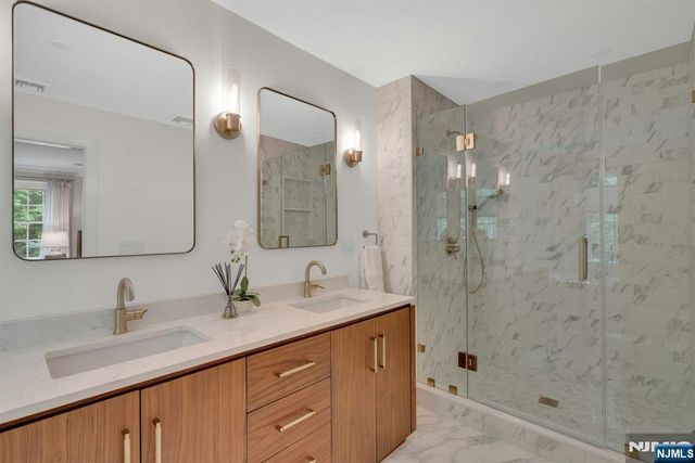 48 Hopper Farm Road, Upper Saddle River, NJ 07458