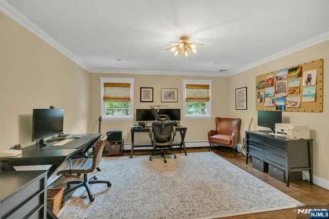 48 Hopper Farm Road, Upper Saddle River, NJ 07458