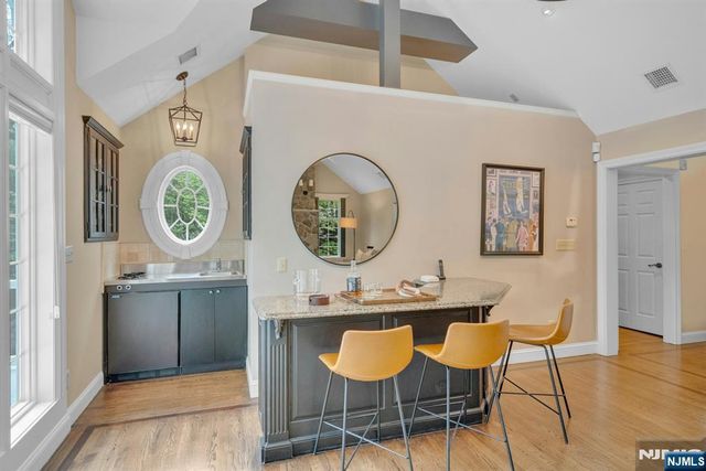 48 Hopper Farm Road, Upper Saddle River, NJ 07458