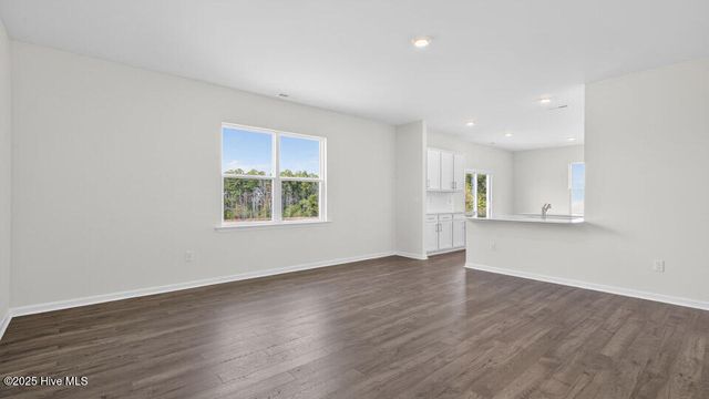 40 Charlies Bend Way, Spring Lake, NC 28390