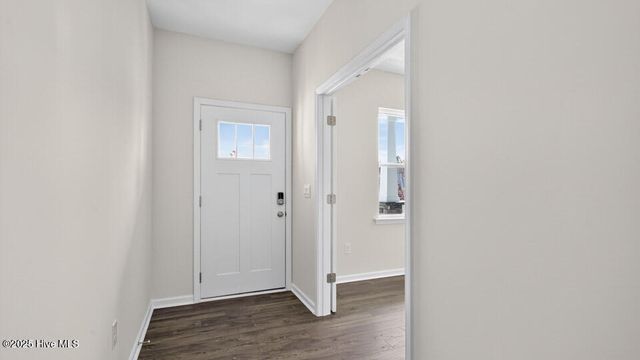 40 Charlies Bend Way, Spring Lake, NC 28390