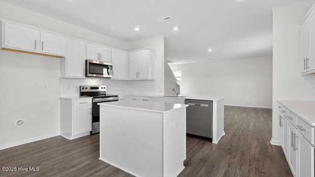40 Charlies Bend Way, Spring Lake, NC 28390