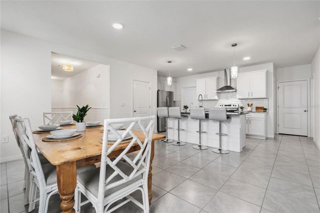 3307 HILLTOP CIRCLE, Bradenton, FL 34211