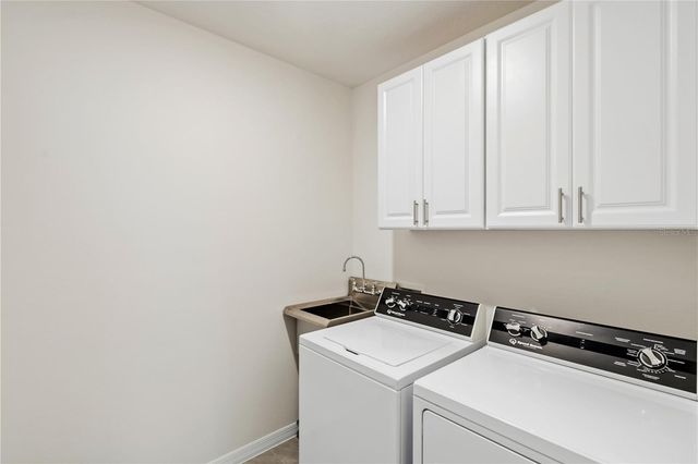 3307 HILLTOP CIRCLE, Bradenton, FL 34211