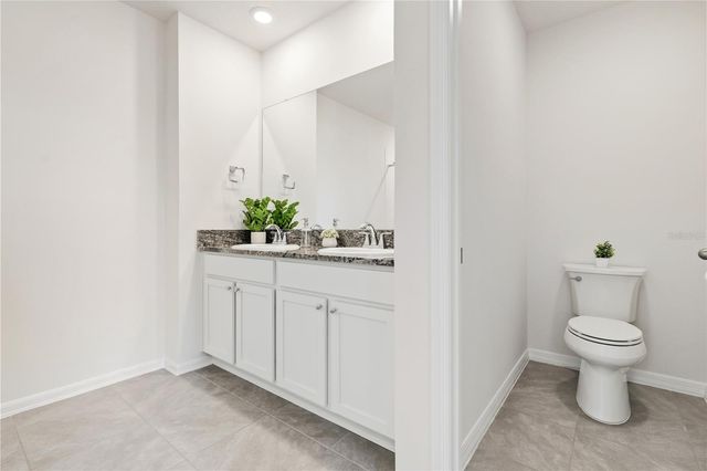 3307 HILLTOP CIRCLE, Bradenton, FL 34211