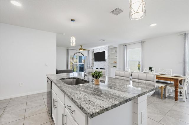 3307 HILLTOP CIRCLE, Bradenton, FL 34211