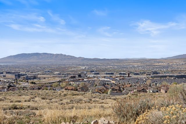 1876 W CREST RIDGE RD, Lehi, UT 84043